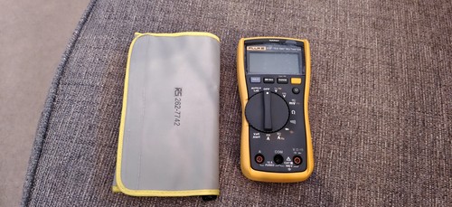 Fluke 117 true rms - 117,