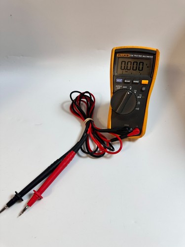 Fluke 114 true rms multimeter - rms,