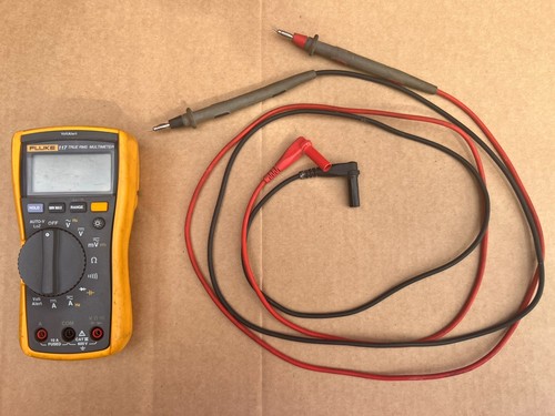 Fluke 117 true rms digital - true,