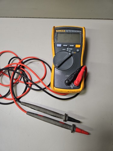 Fluke 113 true rms multimeter - true,