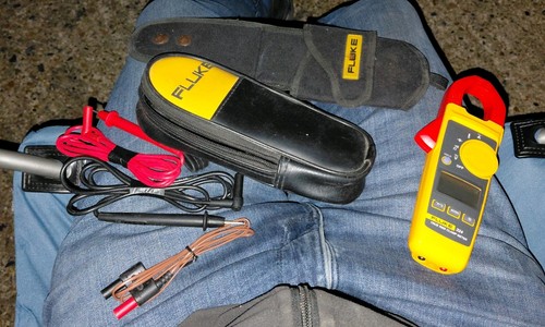 Fluke 324 true rms clamp - fluke,