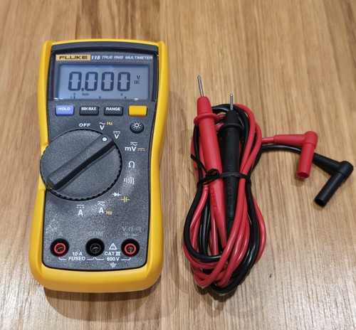 Fluke 115 digital multimeter - 115,