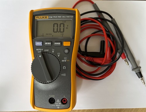 Fluke 114 true rms multimeter - 114,